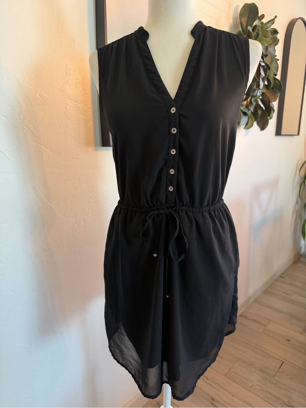 Guess Black Sleeveless Button-Front Drawstring Mini Dress